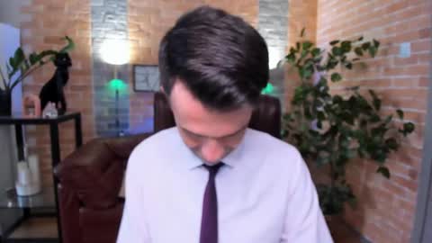 Steve online show from February 2025 01:48:02 PM