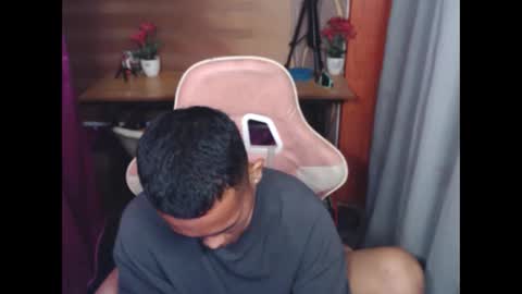 hard dickzhack online show from November 2025 06:51:01 PM