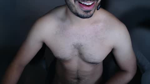 Snapshot of hardandhornyandbrown chatting on January 2025 11:56:01 PM H online show from January 2025 11:56:01 PM