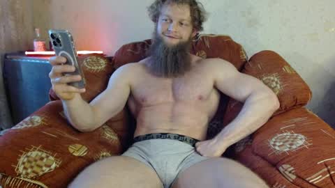 Valentino Hard online show from April 2026 12:01:01 PM