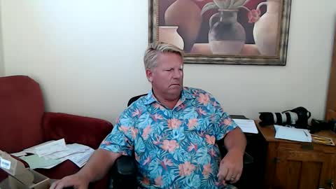 Steele and Cassie online show from April 2026 11:44:01 PM