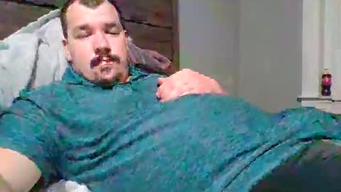 Snapshot of hardcockoncam22 chatting on January 2025 04:23:02 AM cervixpainter25 online show from January 2025 04:23:02 AM