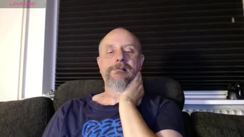 MrLazy online show from September 2025 12:23:02 AM