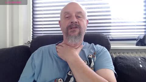 MrLazy online show from September 2025 11:56:02 AM