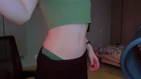 Snapshot of haribo_asmr chatting on February 2025 12:03:02 PM Miss Hari online show from February 2025 12:03:02 PM