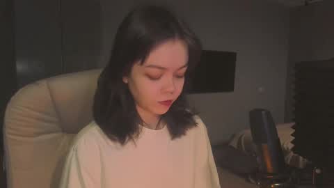 Snapshot of haribo_asmr chatting on November 2025 09:51:02 AM Miss Hari online show from November 2025 09:51:02 AM