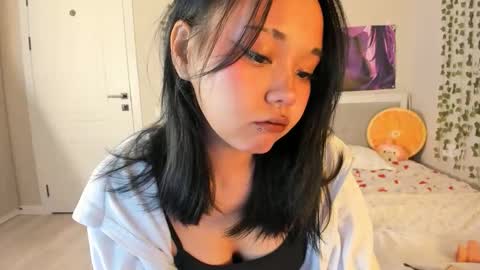 Maya online show from November 2025 08:49:01 PM