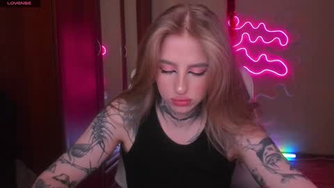 Julia online show from December 2024 05:56:01 AM