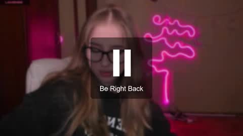 Julia online show from February 2025 05:01:01 AM