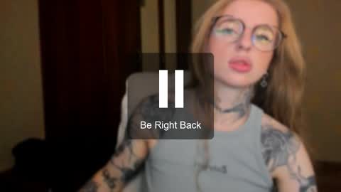 Julia online show from November 2025 05:21:02 AM