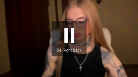 Julia online show from December 2025 05:36:02 AM