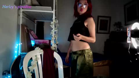 Snapshot of harleyparadise chatting on October 2025 07:50:02 AM 900 am to 300 pm - GTM 5 Weekdays online show from October 2025 07:50:02 AM