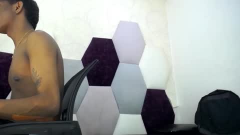 Snapshot of haroldmick chatting on February 2026 08:43:01 PM haroldmick online show from February 2026 08:43:01 PM