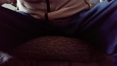 Snapshot of hartl1112 chatting on November 2025 10:18:01 AM hartl1112 online show from November 2025 10:18:01 AM