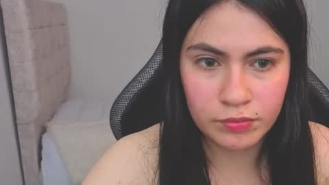 hasszul_2 online show from April 2026 06:59:02 PM