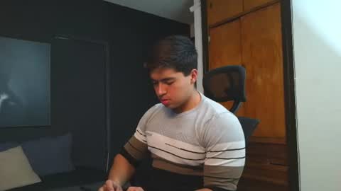 hat_guy01 online show from July 2026 09:43:01 PM
