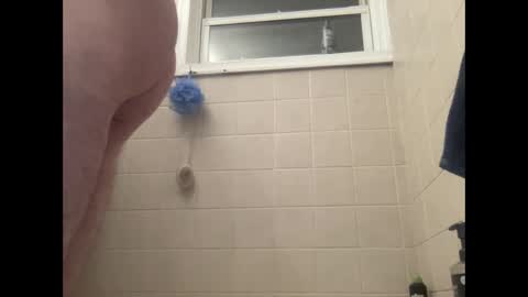 Snapshot of havingfun103 chatting on November 2025 05:57:01 AM havingfun103 online show from November 2025 05:57:01 AM