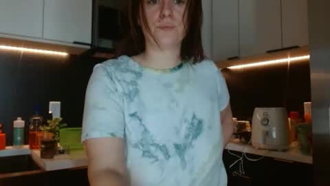 Hazel online show from October 2025 03:12:02 PM