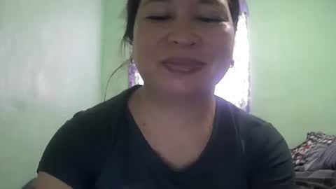 hazeldhane online show from October 2025 12:44:02 AM