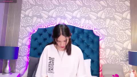 Snapshot of hazelmoret chatting on February 2026 03:11:01 AM HazelMoret online show from February 2026 03:11:01 AM