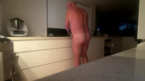 h babe online show from February 2026 07:01:01 PM