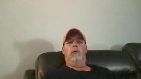 Snapshot of hdeuce22 chatting on December 2024 07:48:02 PM Hdeuce22 online show from December 2024 07:48:02 PM