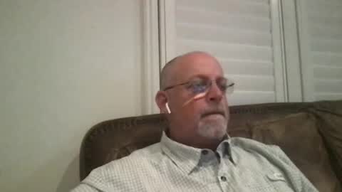 Snapshot of hdeuce22 chatting on September 2025 04:33:02 AM Hdeuce22 online show from September 2025 04:33:02 AM