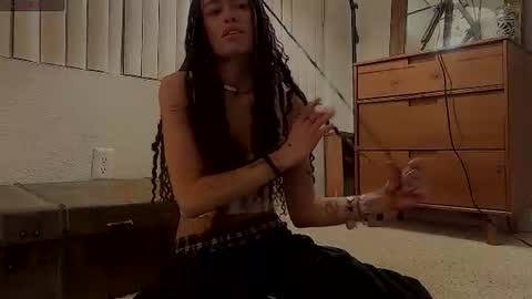 Snapshot of healyremyremy chatting on July 2026 05:22:01 AM Hallie online show from July 2026 05:22:01 AM