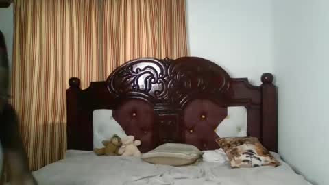 heart_star online show from January 2025 08:00:01 AM