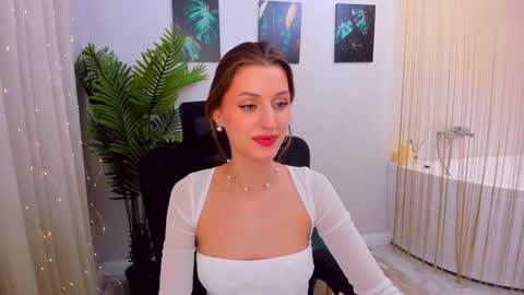 Snapshot of heartedlove_1 chatting on February 2025 03:37:01 AM heartedlove_1 online show from February 2025 03:37:01 AM
