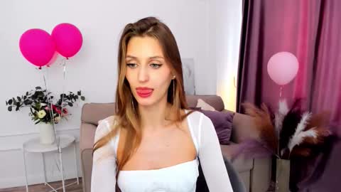 Snapshot of heartedlove_1 chatting on September 2025 06:57:01 AM heartedlove_1 online show from September 2025 06:57:01 AM