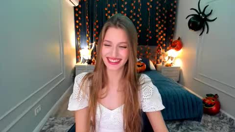 Snapshot of heartedlove_1 chatting on October 2025 08:08:01 PM heartedlove_1 online show from October 2025 08:08:01 PM