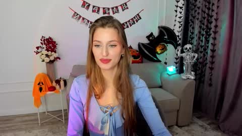 Snapshot of heartedlove_1 chatting on October 2025 11:53:02 AM heartedlove_1 online show from October 2025 11:53:02 AM