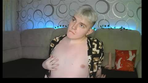 Snapshot of heatctrl chatting on February 2026 07:21:01 PM Justin online show from February 2026 07:21:01 PM