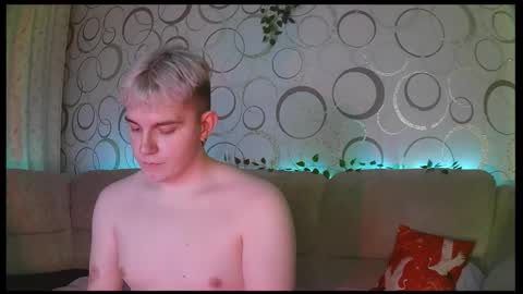 Snapshot of heatctrl chatting on February 2026 04:04:01 PM Justin online show from February 2026 04:04:01 PM