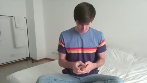 Snapshot of heatsignal chatting on December 2025 04:46:01 PM HeatSignal online show from December 2025 04:46:01 PM