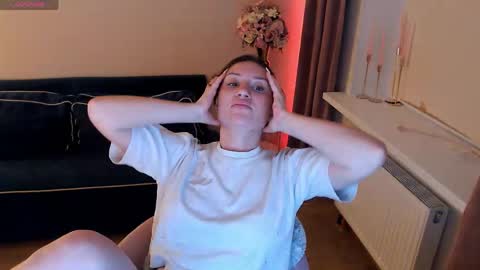 Snapshot of heaven_chloe chatting on May 2026 08:27:02 PM Heaven girl online show from May 2026 08:27:02 PM
