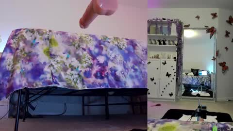 Helen online show from October 2025 12:38:01 AM