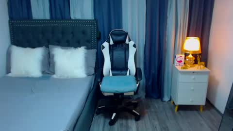 Snapshot of heavenlytransx chatting on December 2024 04:30:02 PM ITS FREE TO ASK online show from December 2024 04:30:02 PM