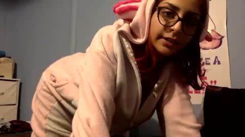 Snapshot of heavensbunny chatting on February 2025 03:12:01 AM heaven the muslim slut online show from February 2025 03:12:01 AM