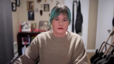 Saoirse online show from December 2024 11:51:01 PM