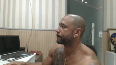 Snapshot of hebertgomes chatting on December 2025 10:39:02 PM hebertgomes online show from December 2025 10:39:02 PM