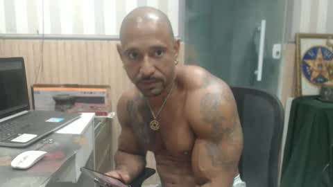hebertgomes online show from May 2026 11:35:02 PM