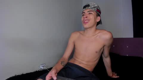 heellboy_ online show from June 2026 06:40:01 AM