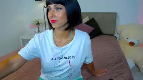 heidieraven online show from July 2026 02:09:01 PM
