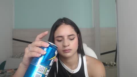 Heidy  online show from January 2025 08:21:02 PM