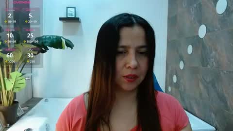 Snapshot of heidy_wells chatting on July 2026 01:13:02 PM Heidy online show from July 2026 01:13:02 PM