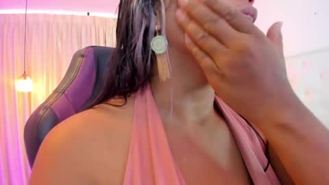              online show from February 2025 06:15:02 PM