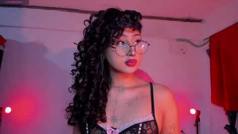 Snapshot of heka_prudence chatting on July 2026 04:49:02 AM Heka Prudence online show from July 2026 04:49:02 AM