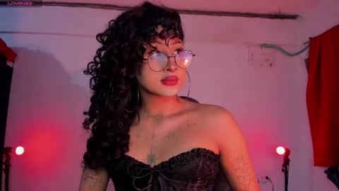 Snapshot of heka_prudence chatting on July 2026 05:04:01 AM Heka Prudence online show from July 2026 05:04:01 AM